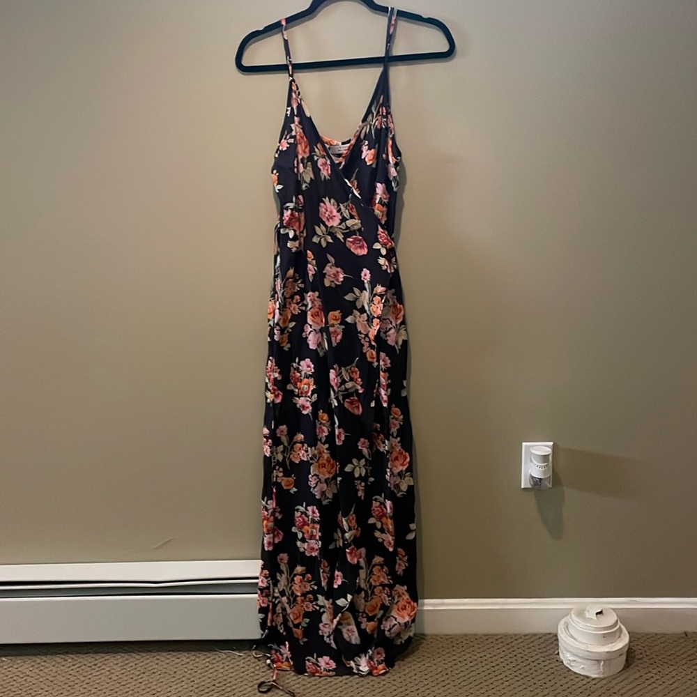 Flynn Skye | Long Floral Wrap Dress Medium